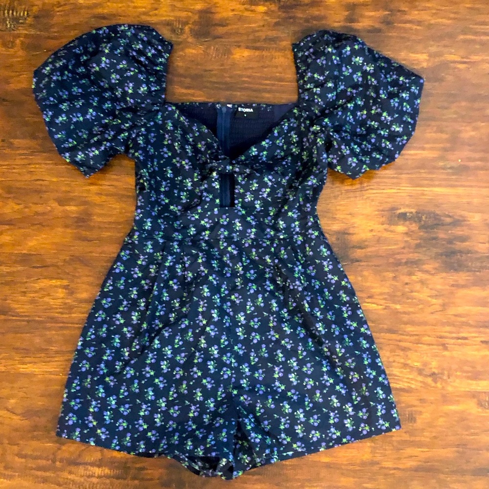 Storia Puff Sleeve Cottagecore Milkmaid Floral Tie Front Romper